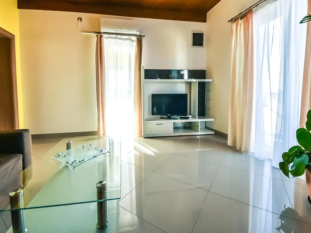 Apartment Anic-4 By Interhome Anic