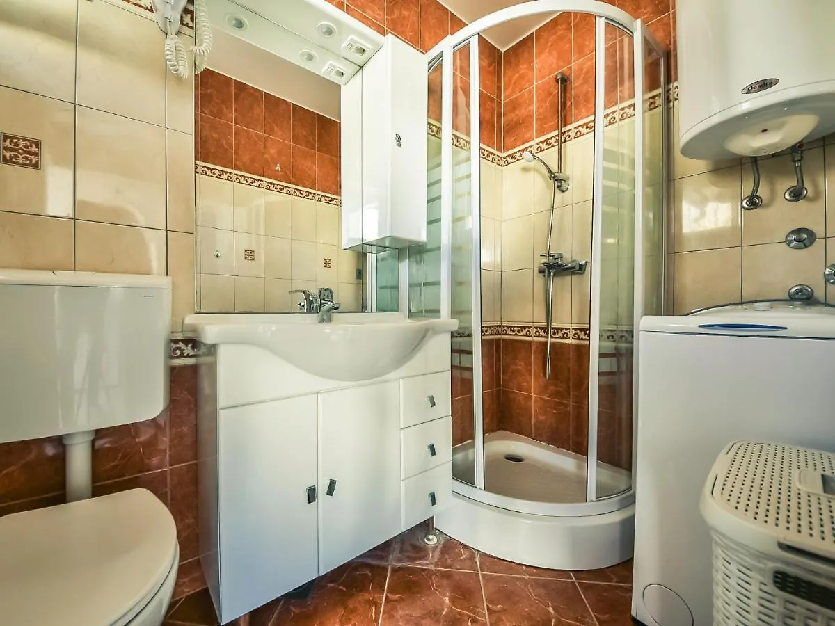 Apartment Anic-4 By Interhome